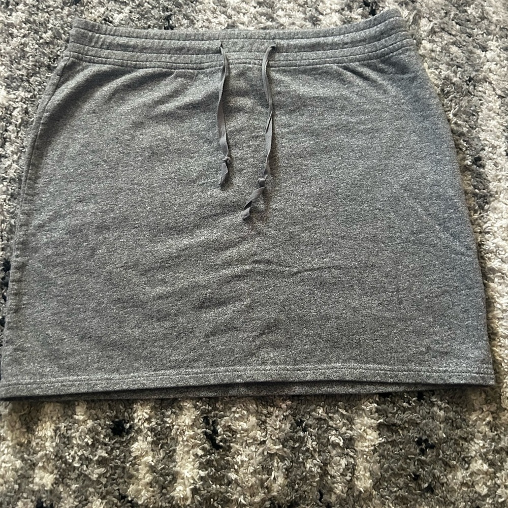 Grey sweat skirt